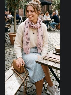 American Vintage Pink and Gray Floral Scarf